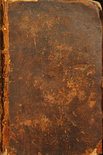 bíblia antiga cobertura - book book cover old bible - fotografias e filmes do acervo