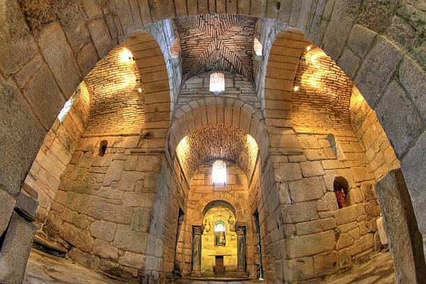 istock Visigothic church of Santa Comba, Bande 177302121
