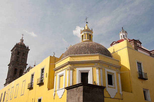 istock Backside of Puebla cathedral, Mexico 177307032
