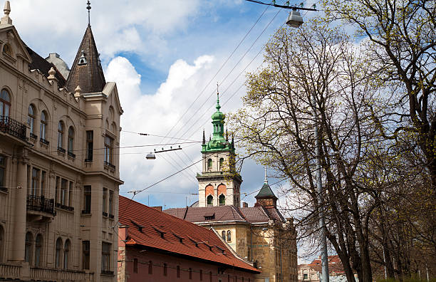 istock Lviv Orthodox church of Assumption 177309872