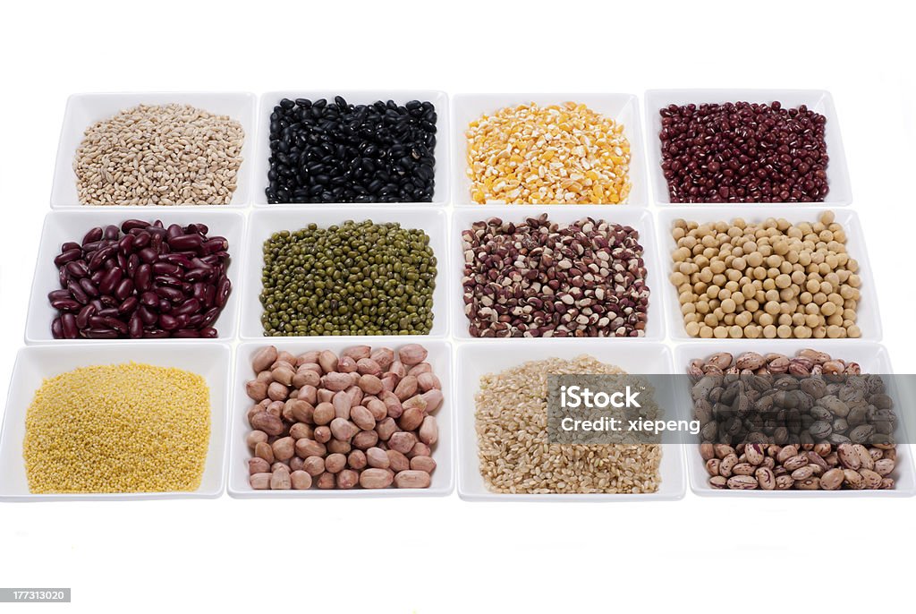 異なるタイプの豆プレート - カットアウトのロイヤリティフリーストックフォト