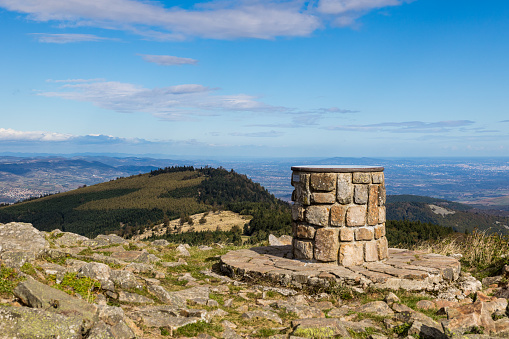 Orientation table at the summit of Crêt de l’Œillon, in the Pilat regional natural park in the fall