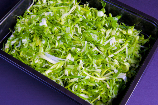 Packing Spring Onion Pre Packed Shredded Spring Onion Stock Photo - Download Image Now ...