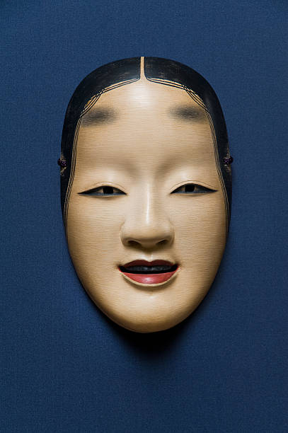 японский традиционный маска для лица - kabuki стоковые фото и изображения
