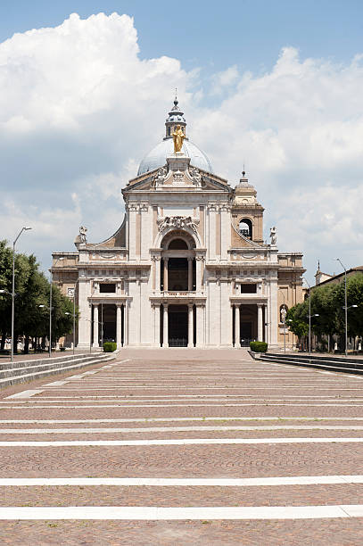 istock Assisi, Santa Maria degli Angeli 177321923