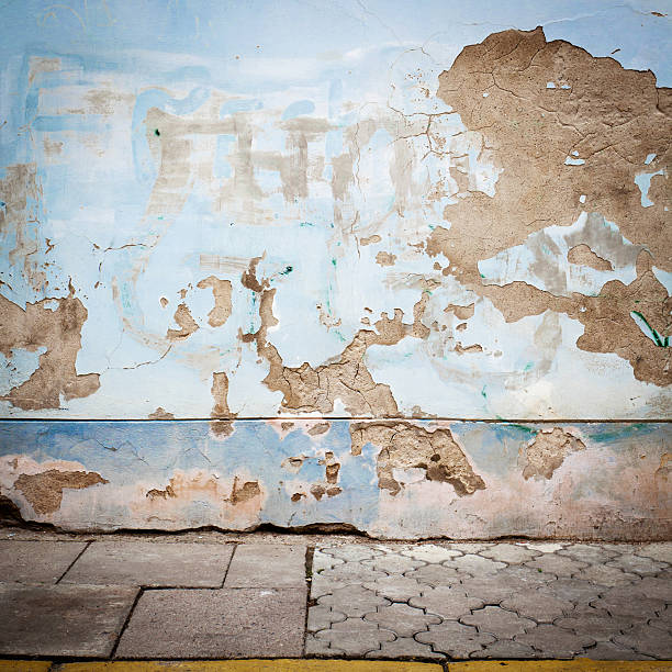 istock Grungy street wall 177324441