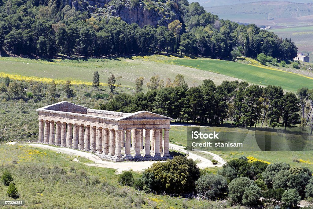 The Doric temple of Segesta "The ancient city of Segesta is situated in the province of Trapani, in the north-west of Sicily, Italy." Ancient Stock Photo