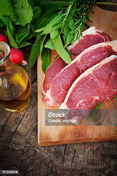 Rohes Fleisch Stockfoto und mehr Bilder von Cutlet - Cutlet, Fleisch, Fotografie