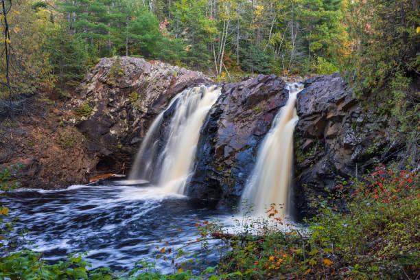 istock Little Manitou Falls In Autumn 1773315298