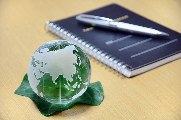 vidrio verde mundo (continente euroasiático). - conferencia de las naciones unidas sobre el cambio climático fotografías e imágenes de stock