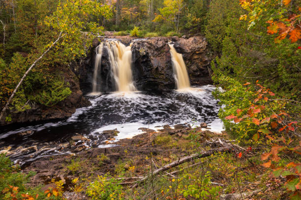 istock Little Manitou Falls In Autumn 1773317964
