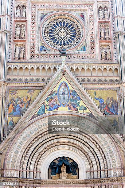 Duomo Di Orvieto - Fotografie stock e altre immagini di Ambientazione esterna - Ambientazione esterna, Antico - Condizione, Architettura