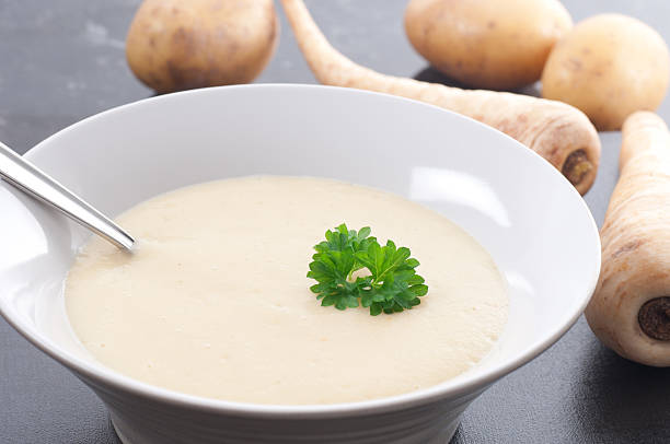 istock Creamy Parsnip Soup 177337850