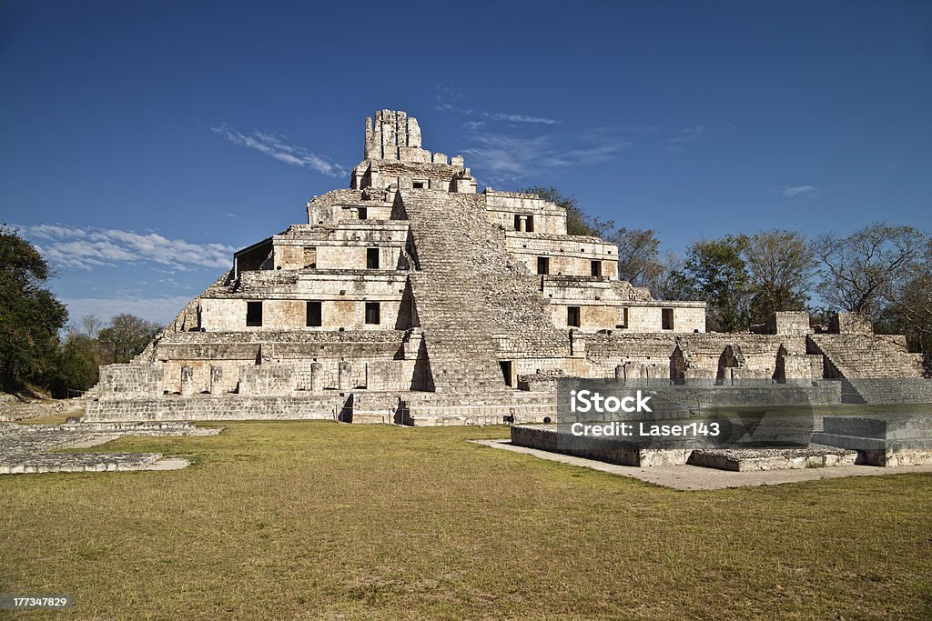 Maya Ruiny Edzna - Zbiór zdjęć royalty-free (Campeche)