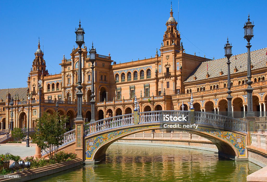 bridge Plaza de Espana, Sewilla, Hiszpania - Zbiór zdjęć royalty-free (Sewilla)