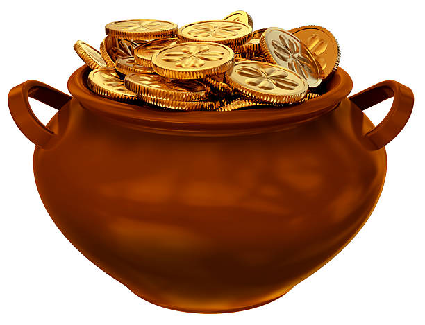 istock Pan with coins of leprechaun 177350329