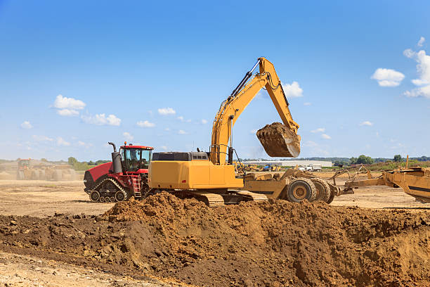 istock Earth Mover Excavating Dirt 177352760