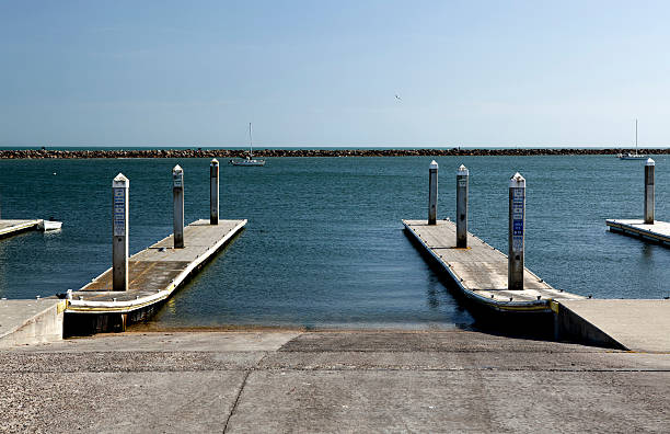 배죠 아타투르크 - boat launch 뉴스 사진 이미지