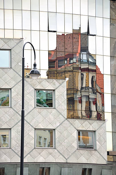 istock Modern and Old Architecture in Vienna 177359055