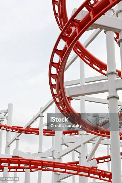 Struktur Der Achterbahn Rail Stockfoto und mehr Bilder von Achterbahn - Achterbahn, Abenteuer, Aktivitäten und Sport