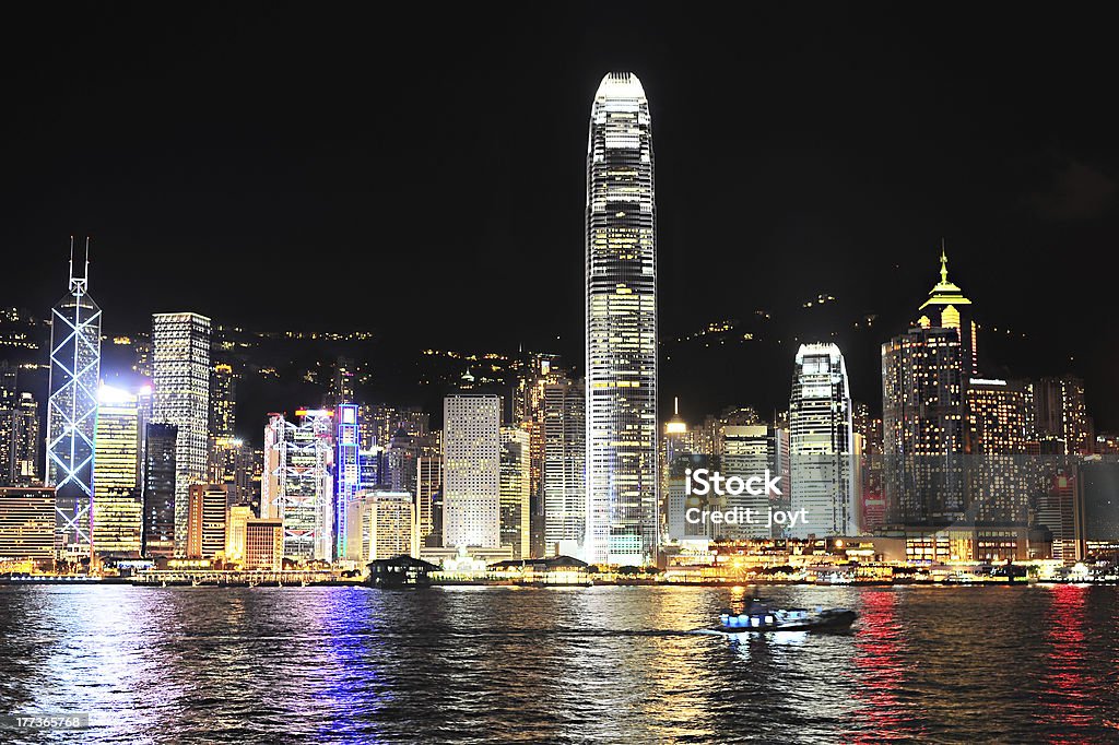 Hong Kong à noite - Foto de stock de Alto - Descrição Geral royalty-free