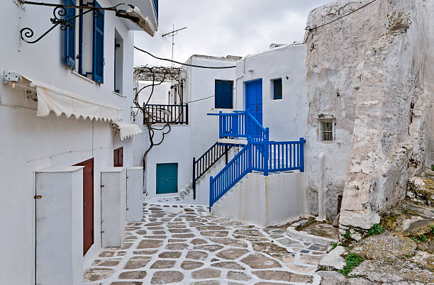 istock Old and new in Mykonos 177366190