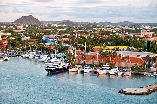 porto tropical em aruba, oranjestad - marina nautical vessel sailboat harbor imagens e fotografias de stock