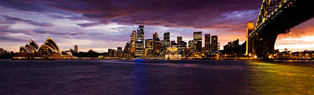 фотография сиднейский харбор на закат�е - sydney opera house sydney harbor opera house bright стоковые фото и изображения