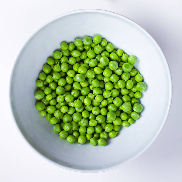 istock green peas in bowl 177379117