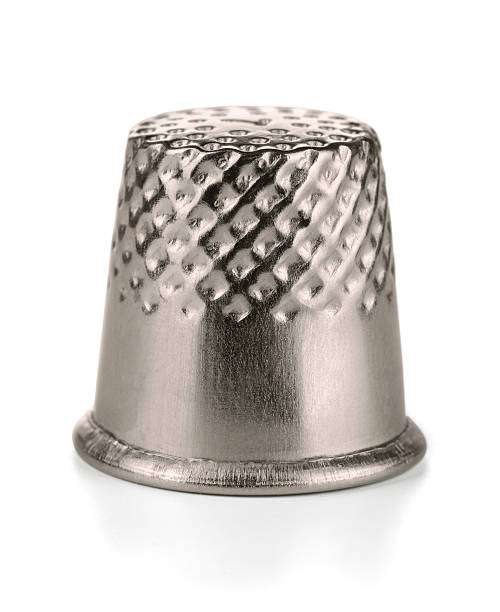 dedal - thimble sewing item close up studio shot imagens e fotografias de stock