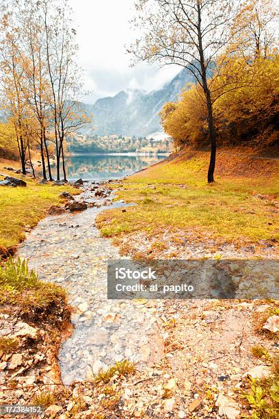 Foto de Fonte Do Lago Tenno e mais fotos de stock de Alto Ádige - Alto Ádige, Cirro-cúmulo, Cirro-estrato