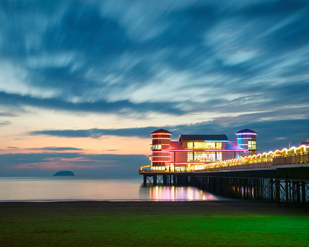 istock The Grand Pier, Weston Super Mare UK 177387710