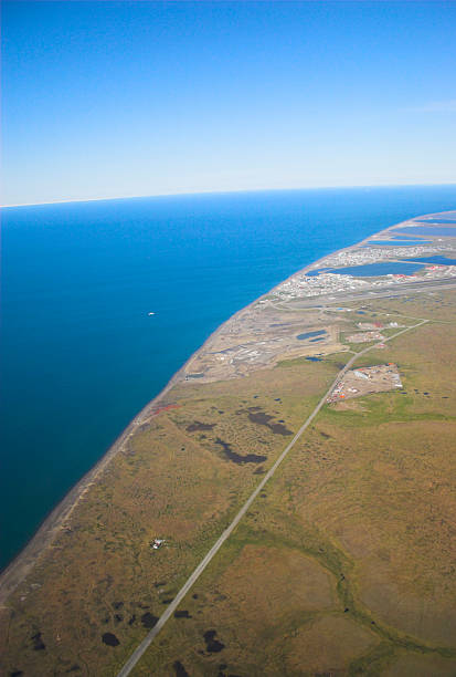 istock Arctic ocean and tundra 177389524