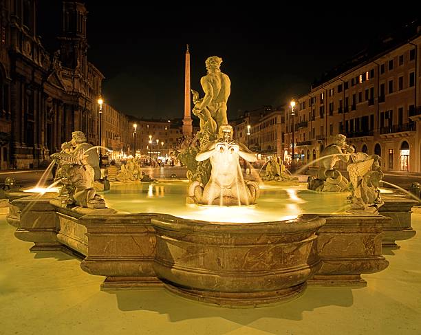 istock Fontana del Moro at night, Rome. 177395852