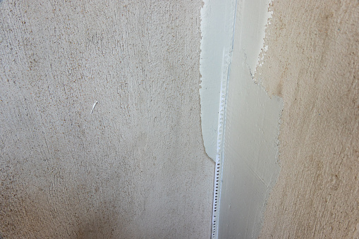 coating wall with putty powder
