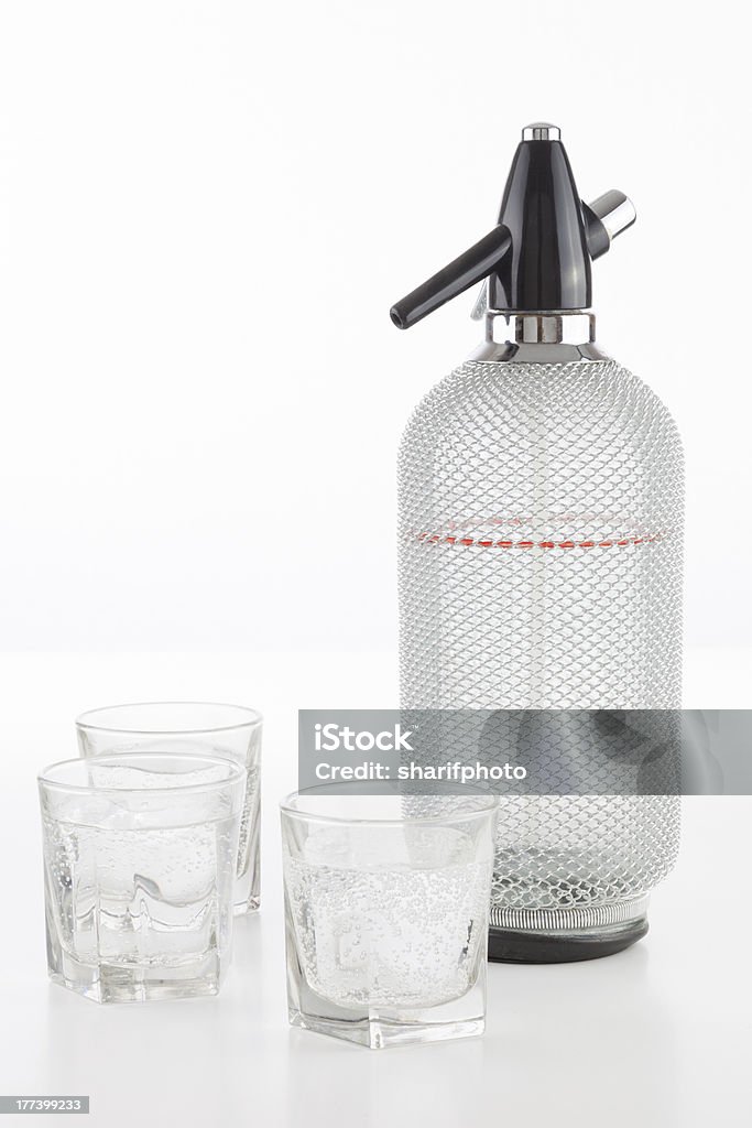 Caseras agua cristalina refrescante - Foto de stock de Agua potable libre de derechos