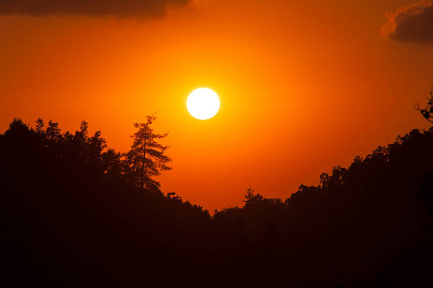 Hermosa puesta de sol - foto de stock