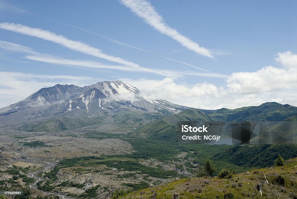 Monte St. Helens e Spirit Lake - Foto de stock de Azul royalty-free