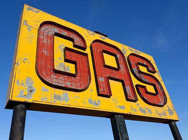 istock Antique, vintage gas sign on route 66 177402001