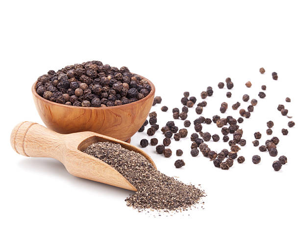 istock milled black pepper isolated on white 177410427