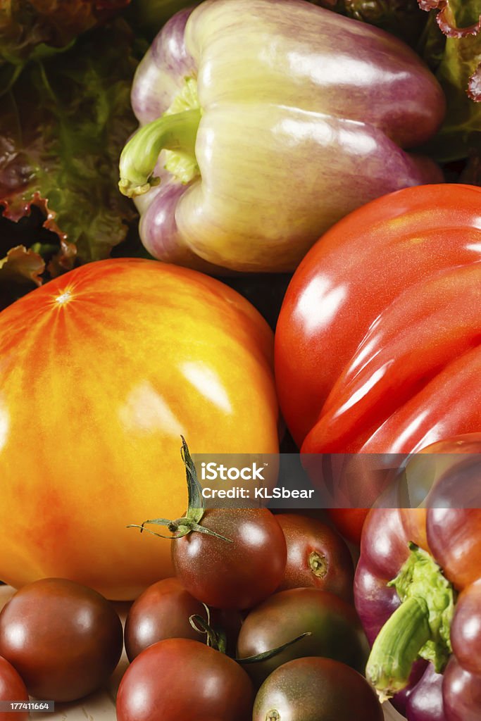 Tomates y pimientos - Foto de stock de Alimento libre de derechos