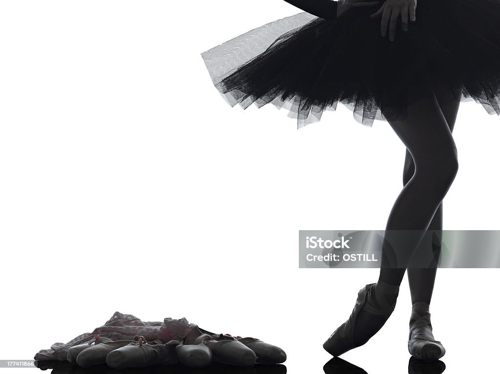 Молодая женщина, ballerina Балет Танцор Танцевать - Стоковые фото Артист балета роялти-фри