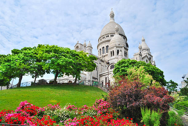 istock Paris. Basilica Sacre-Coeur 177418050
