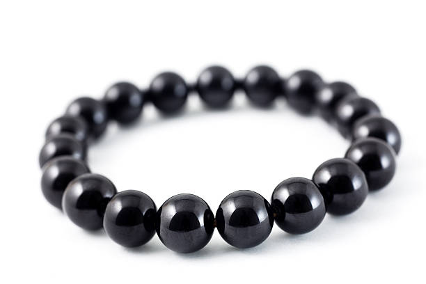 istock Black spinel bracelet 177418734
