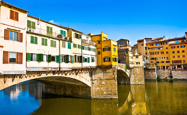 istock Famous Ponte Vecchio at sunset in Florence, Italy 177420288