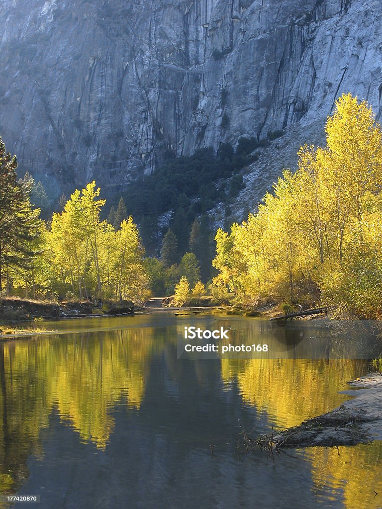 Outono cores de Yosemite - Foto de stock de Amarelo royalty-free