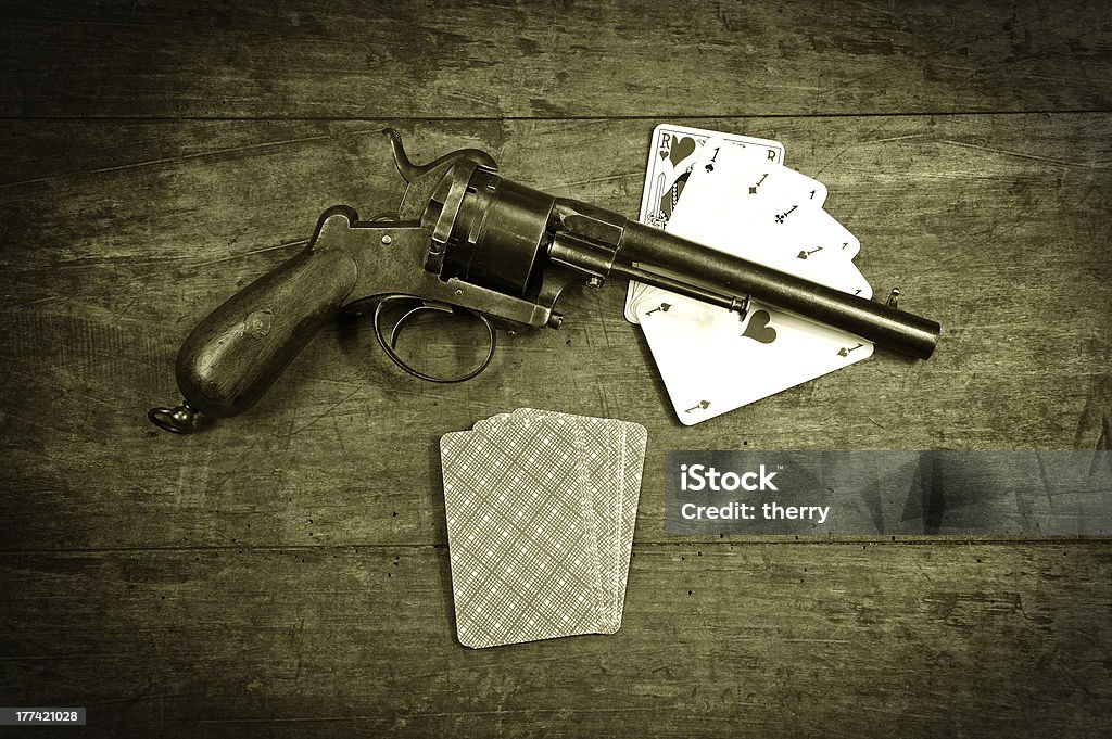 Pôquer arma dois - Foto de stock de Abstrato royalty-free