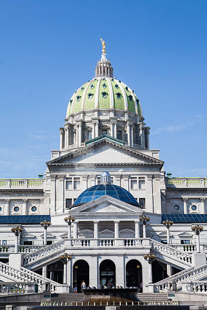 istock Pennsylvania State House & Capitol Building 177423879
