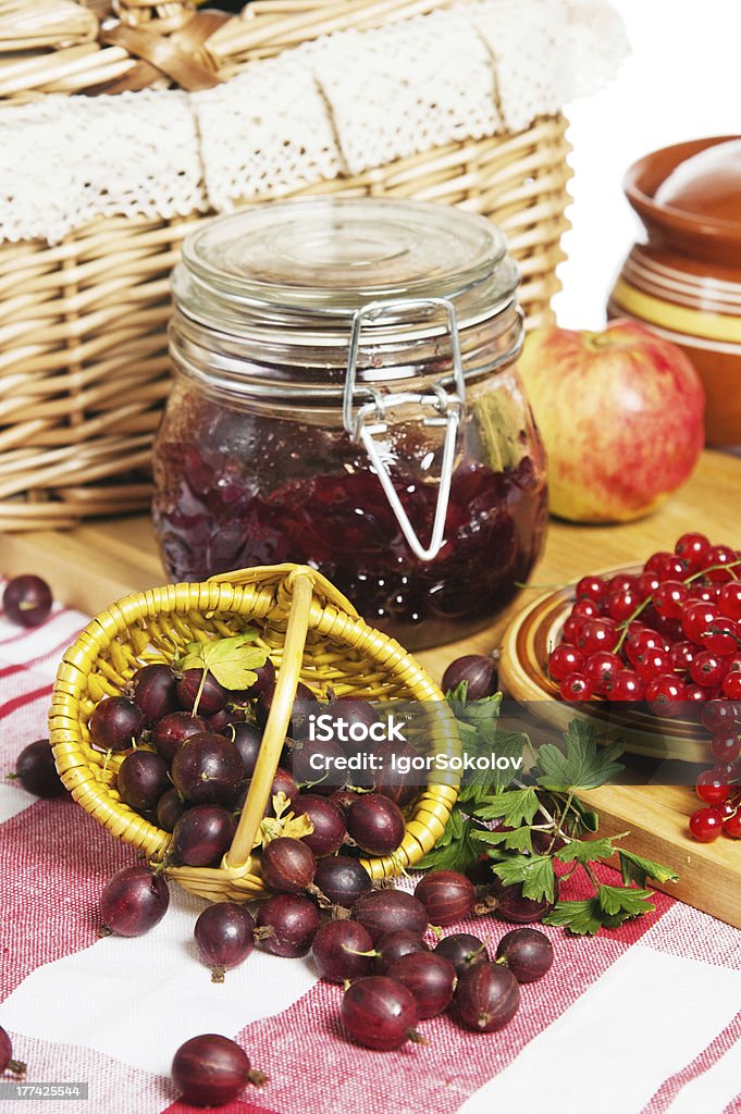 Geléia de groselha com bagas e Groselha Vermelha - Foto de stock de Alimentação Saudável royalty-free
