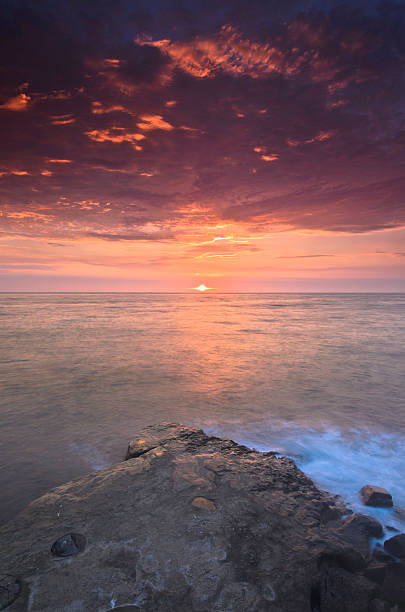istock Sundown at the Ends of Earth 177426222